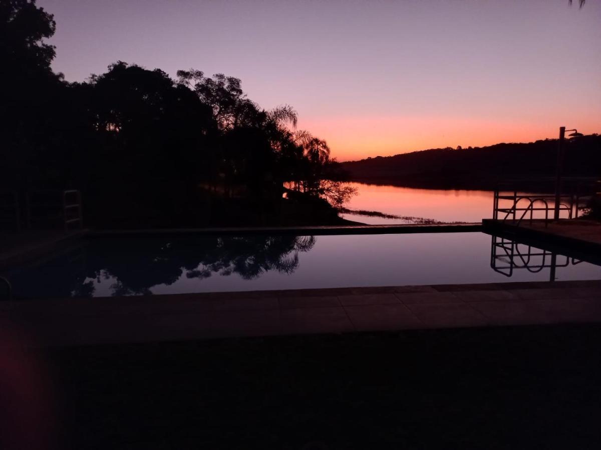 Chacara Em Condominio A Beira Da Represa Para Locacao Familiar Ibiúna Exterior foto